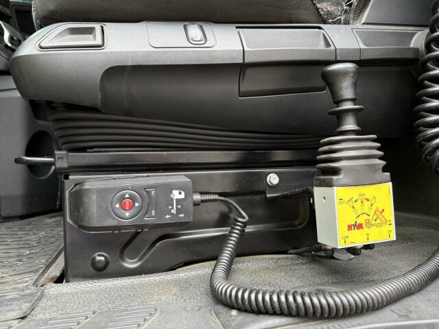 Mercedes-Benz ACTROS 1846 4x4 HAD Eur 6 Kipphydraulik Retarder - Tegljač: slika 5 Mercedes-Benz ACTROS 1846 4x4 HAD Eur 6 Kipphydraulik Retarder - Tegljač: slika 5