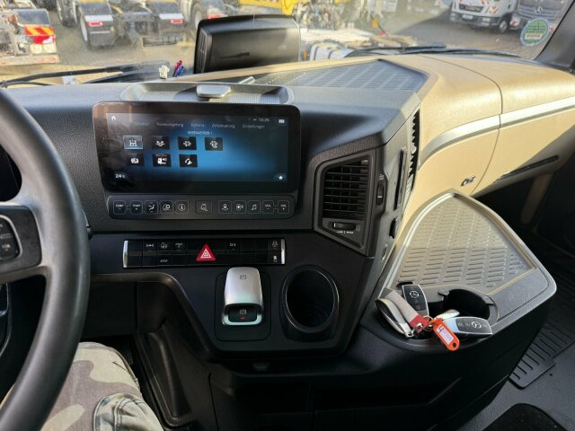 Mercedes-Benz ACTROS 1846 4x4 HAD Euro 6 Kipphydraulik - Tegljač: slika 3 Mercedes-Benz ACTROS 1846 4x4 HAD Euro 6 Kipphydraulik - Tegljač: slika 3