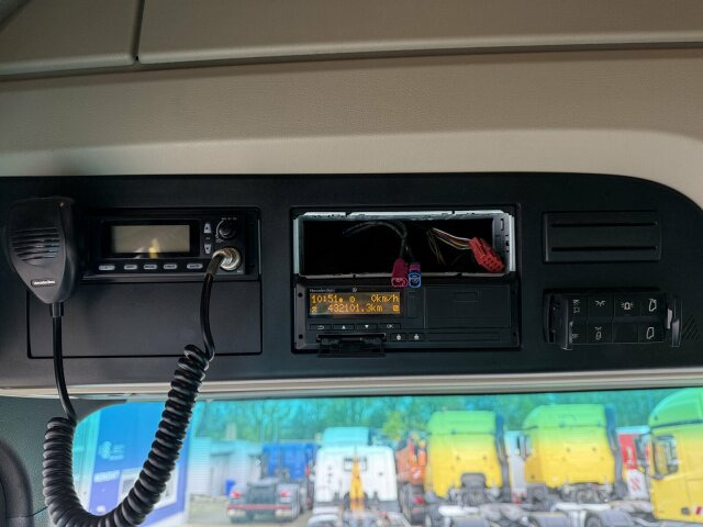 Mercedes-Benz ACTROS 1846 4x4 HAD Euro 6 Kipphydraulik - Tegljač: slika 4 Mercedes-Benz ACTROS 1846 4x4 HAD Euro 6 Kipphydraulik - Tegljač: slika 4