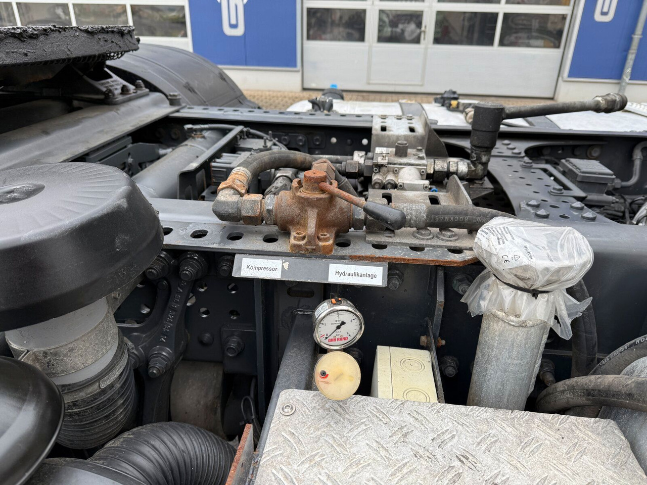 Tegljač Mercedes-Benz Actros 1845 SZM 4x2 Retarder Kipphydraulik: slika 16