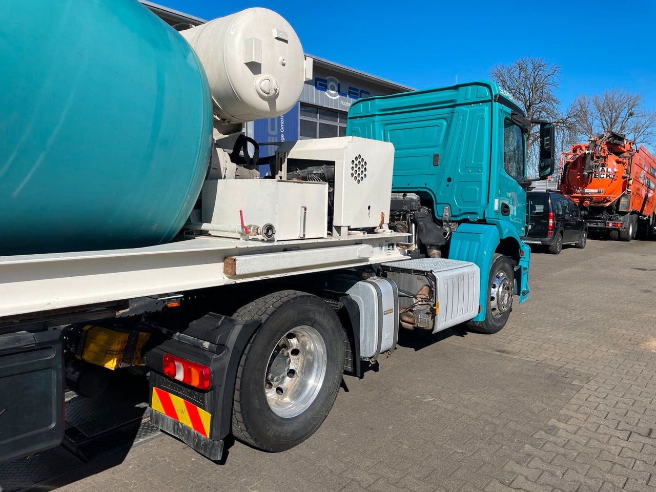 Mercedes-Benz Antos 2136 4x2 SZM Retarder Kipphyd. *Betonaufl. - Tegljač: slika 3 Mercedes-Benz Antos 2136 4x2 SZM Retarder Kipphyd. *Betonaufl. - Tegljač: slika 3
