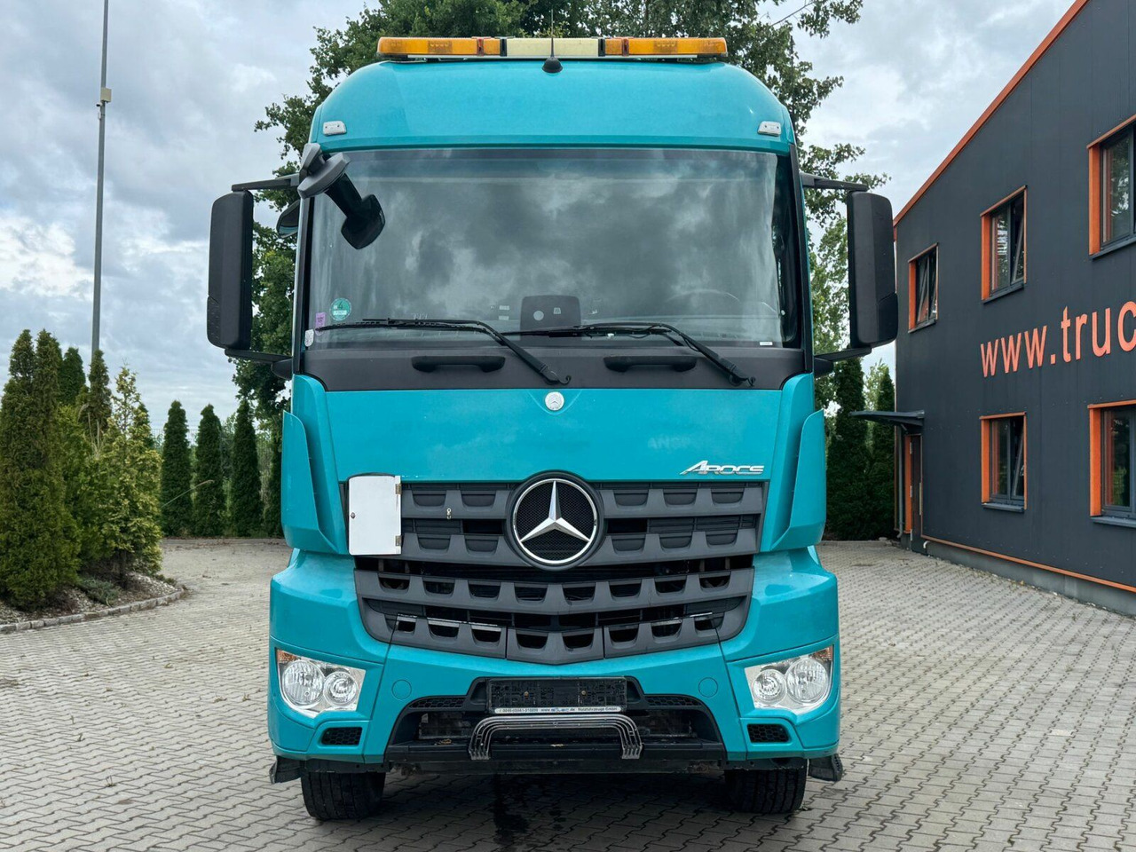 Mercedes-Benz Arocs 2142 4x4H SZM Euro 6 Kipphydraulik - Tegljač: slika 3 Mercedes-Benz Arocs 2142 4x4H SZM Euro 6 Kipphydraulik - Tegljač: slika 3