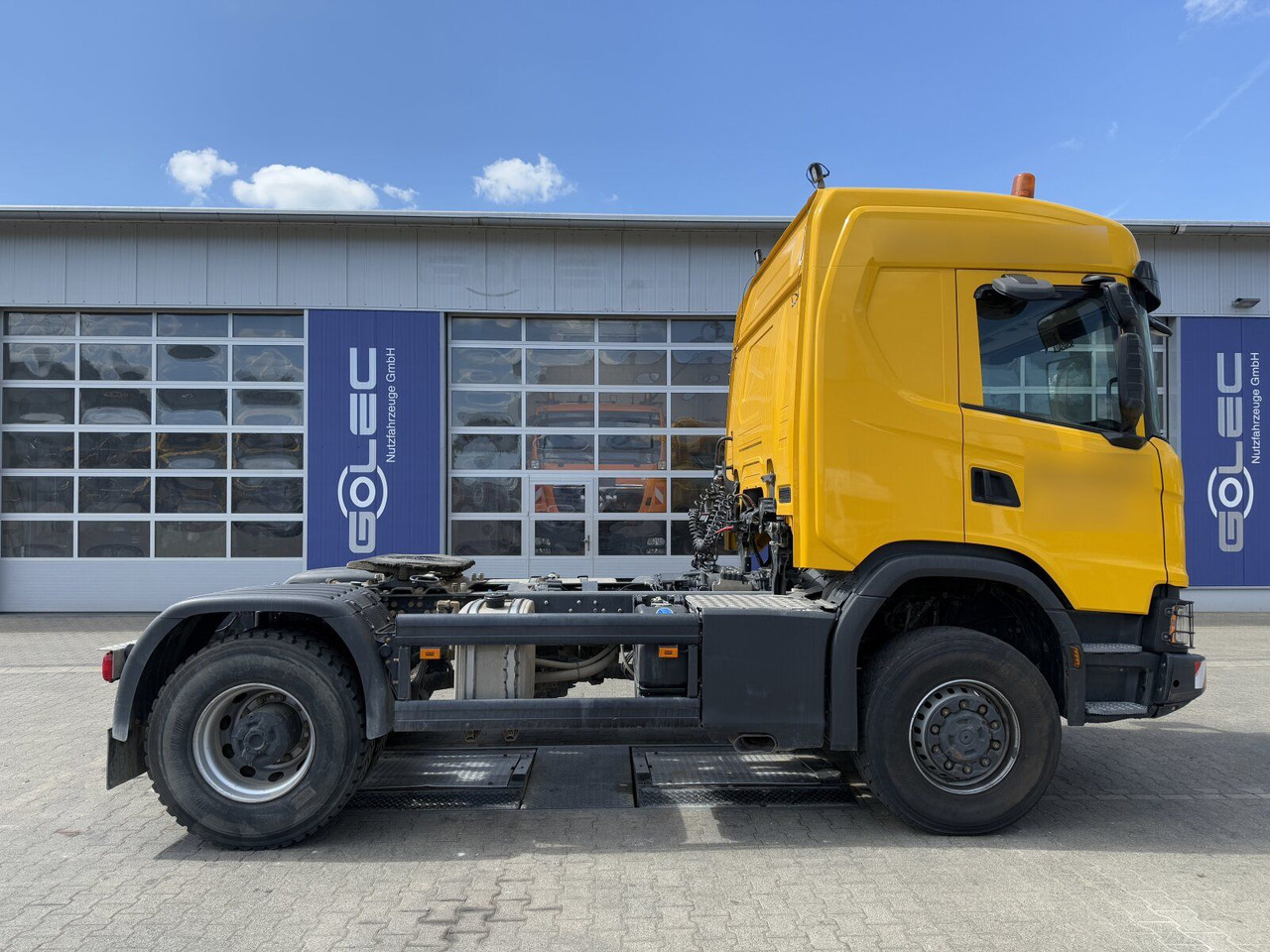 Scania G450 XT 4x4 Euro 6 SZM Kipphydraulik Blatt/ Luft - Tegljač: slika 2 Scania G450 XT 4x4 Euro 6 SZM Kipphydraulik Blatt/ Luft - Tegljač: slika 2