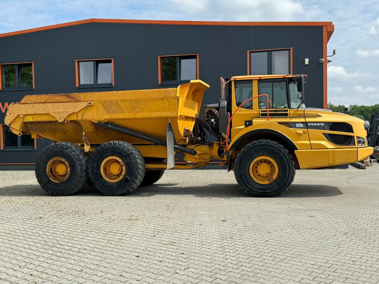 Volvo A25G Dumper 22,5 Ton 11.361 Stunden - Zglobni kiper: slika 4 Volvo A25G Dumper 22,5 Ton 11.361 Stunden - Zglobni kiper: slika 4