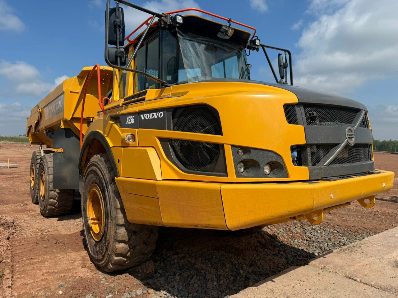 Volvo A25G Dumper 22,7 Ton TOP gepflegt - Zglobni kiper: slika 2 Volvo A25G Dumper 22,7 Ton TOP gepflegt - Zglobni kiper: slika 2