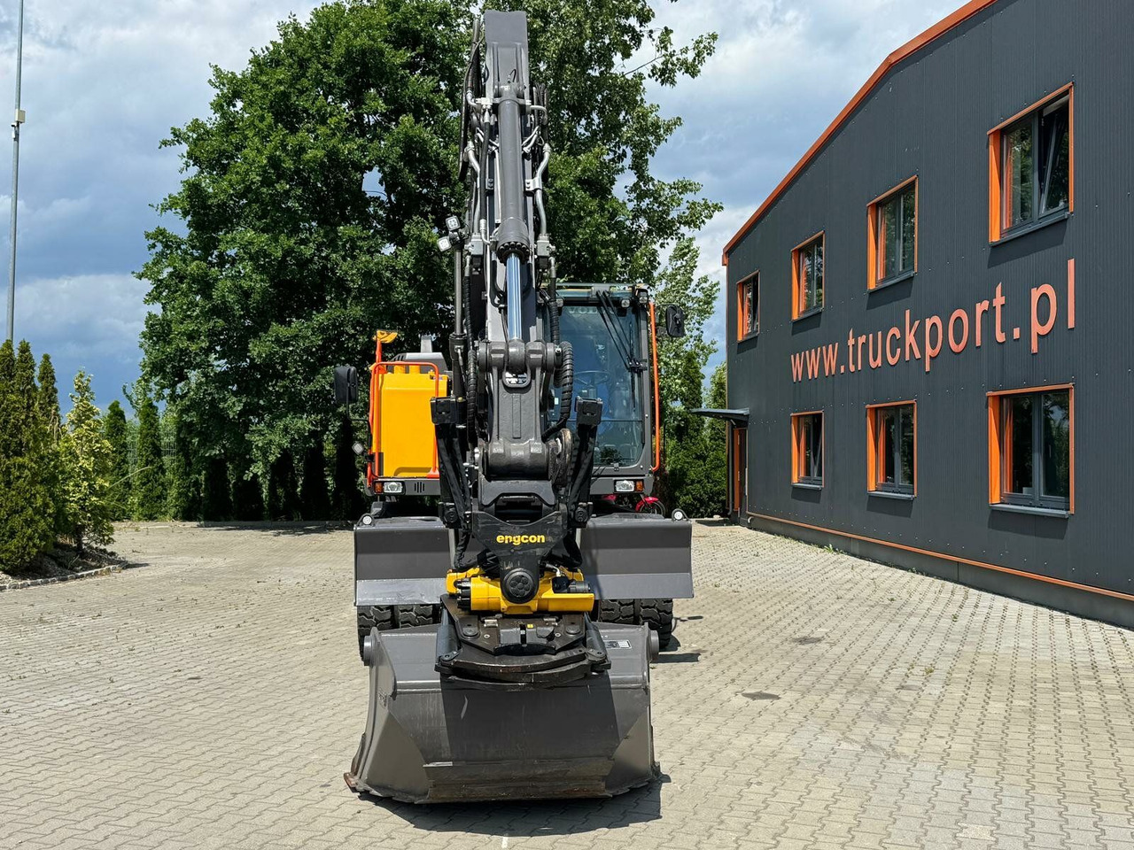 Volvo EWR150E Mobilbagger mit ROTATOR ENCONG EC319 - Bager točkaš: slika 2 Volvo EWR150E Mobilbagger mit ROTATOR ENCONG EC319 - Bager točkaš: slika 2