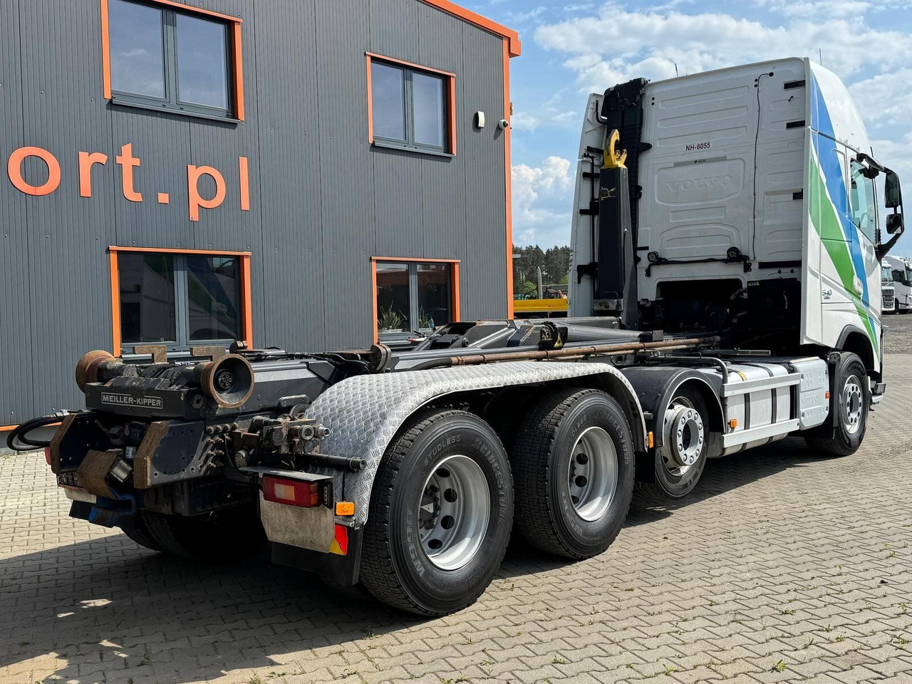 Volvo FH 540 8x4 Abrollkipper MEILLER RK 26.67 - Kamion sa hidrauličnom kukom: slika 5 Volvo FH 540 8x4 Abrollkipper MEILLER RK 26.67 - Kamion sa hidrauličnom kukom: slika 5
