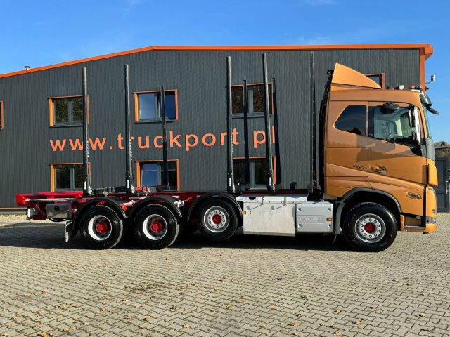 Volvo FH16 750 8X4 Holztransport Alukar TOP! Volvo FH16 750 8X4 Holztransport Alukar TOP!: slika 9 Volvo FH16 750 8X4 Holztransport Alukar TOP! Volvo FH16 750 8X4 Holztransport Alukar TOP!: slika 9