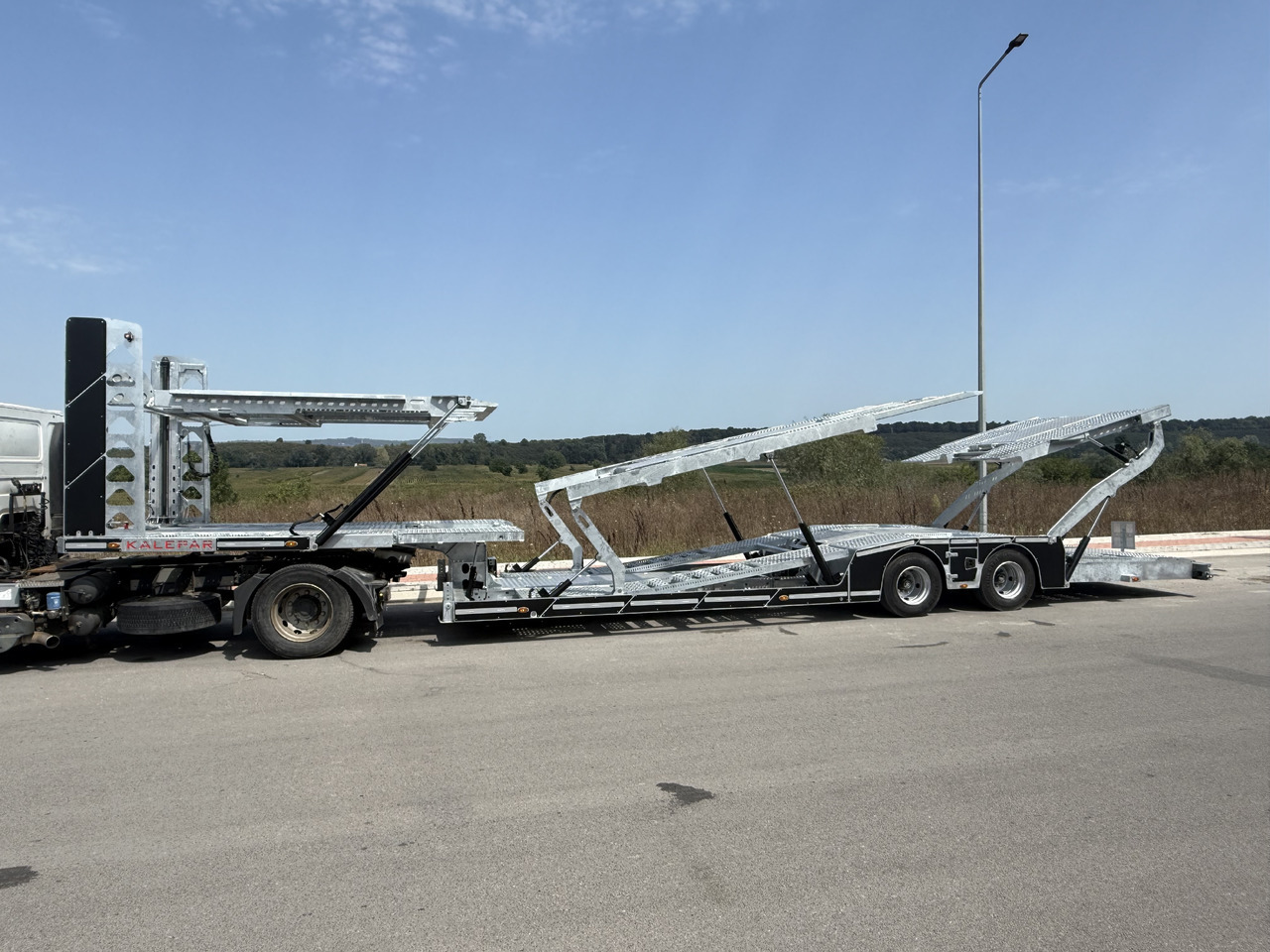 KALEPAR KLP 228V6M4 - 6 Loader Autotransporter - Poluprikolica za prevoz automobila: slika 1 KALEPAR KLP 228V6M4 - 6 Loader Autotransporter - Poluprikolica za prevoz automobila: slika 1