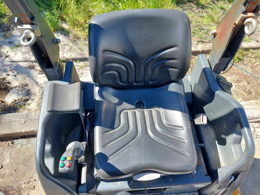 Bomag BW 120 AD-5 - Valjak za puteve: slika 4 Bomag BW 120 AD-5 - Valjak za puteve: slika 4