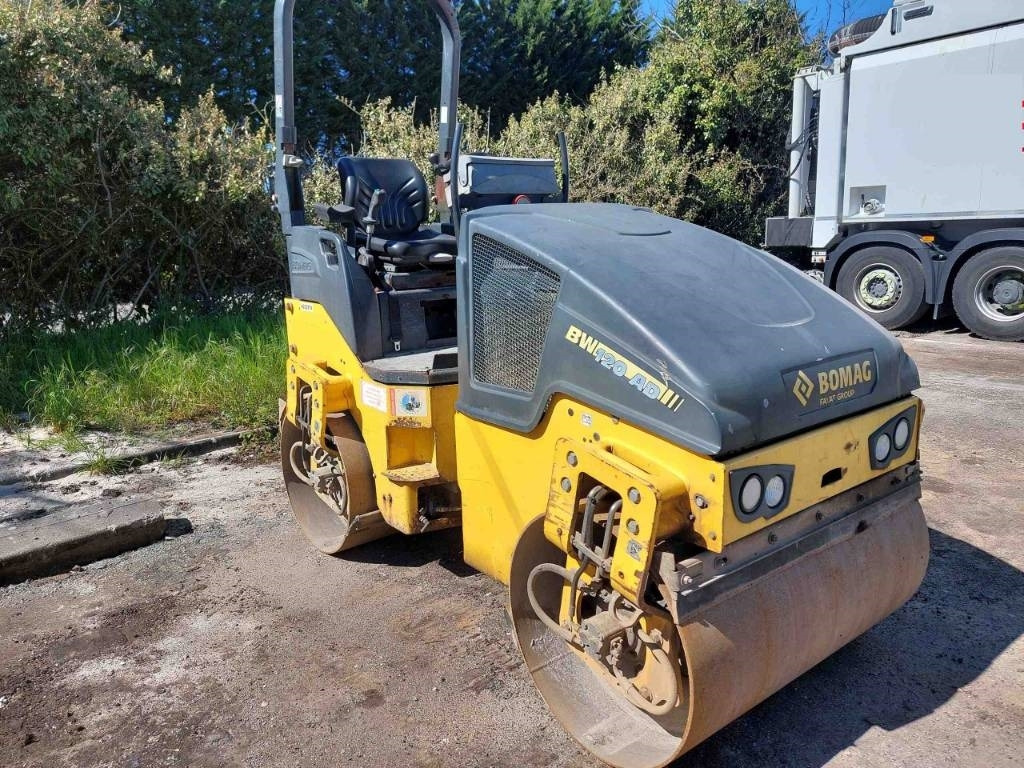 Bomag BW 120 AD-5 - Valjak za puteve: slika 1 Bomag BW 120 AD-5 - Valjak za puteve: slika 1
