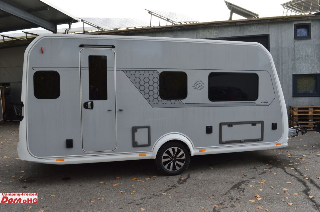 Knaus Azur 460 EU Knaus Azur 460 EU Leichter Hagel Bugfront - Kamp prikolica: slika 1 Knaus Azur 460 EU Knaus Azur 460 EU Leichter Hagel Bugfront - Kamp prikolica: slika 1