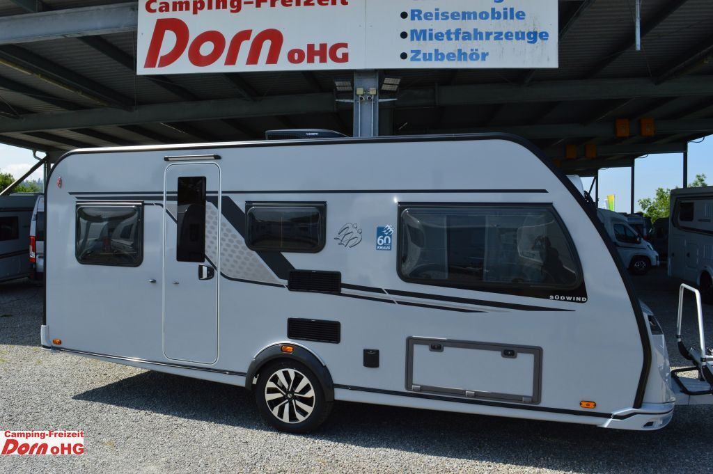 Knaus Südwind 500 EU 60 Years Dachklima - Kamp prikolica: slika 1 Knaus Südwind 500 EU 60 Years Dachklima - Kamp prikolica: slika 1