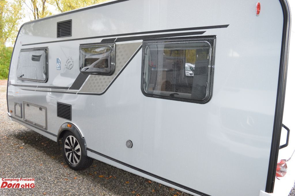 Knaus Südwind 500 FU 60 Years Gas Paket Knaus Südwind 500 FU 60 Years Gas Paket - Kamp prikolica: slika 4 Knaus Südwind 500 FU 60 Years Gas Paket Knaus Südwind 500 FU 60 Years Gas Paket - Kamp prikolica: slika 4