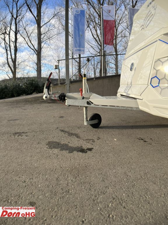 Knaus Yaseo 340 PX 5 Pakete Knaus Yaseo 340 PX 5 Pakete - Kamp prikolica: slika 3 Knaus Yaseo 340 PX 5 Pakete Knaus Yaseo 340 PX 5 Pakete - Kamp prikolica: slika 3