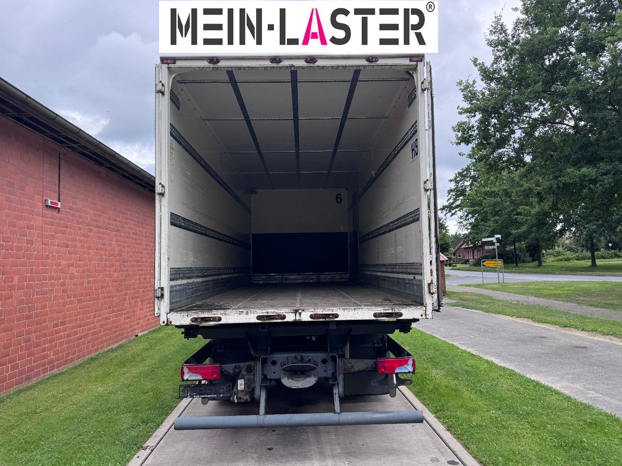 MAN TGA 18.350 BDF  5 Sitzer Klima nur 209.380 km MAN TGA 18.350 BDF  5 Sitzer Klima nur 209.380 km: slika 7