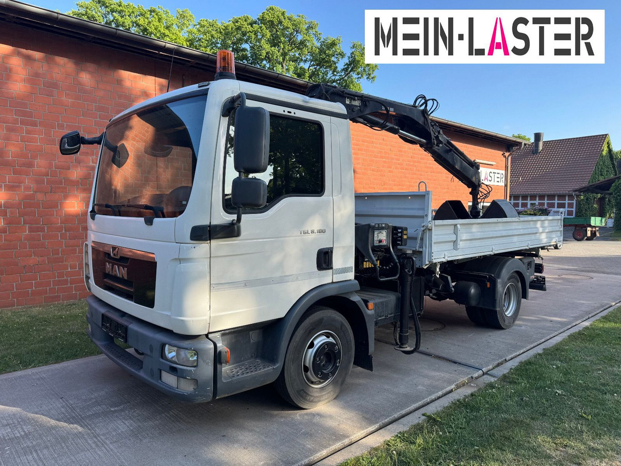MAN TGL 8.180 3 S-Kipper Hiab 55 D *10,2 m - 640 kg - Dostavno vozilo istovarivač: slika 2 MAN TGL 8.180 3 S-Kipper Hiab 55 D *10,2 m - 640 kg - Dostavno vozilo istovarivač: slika 2