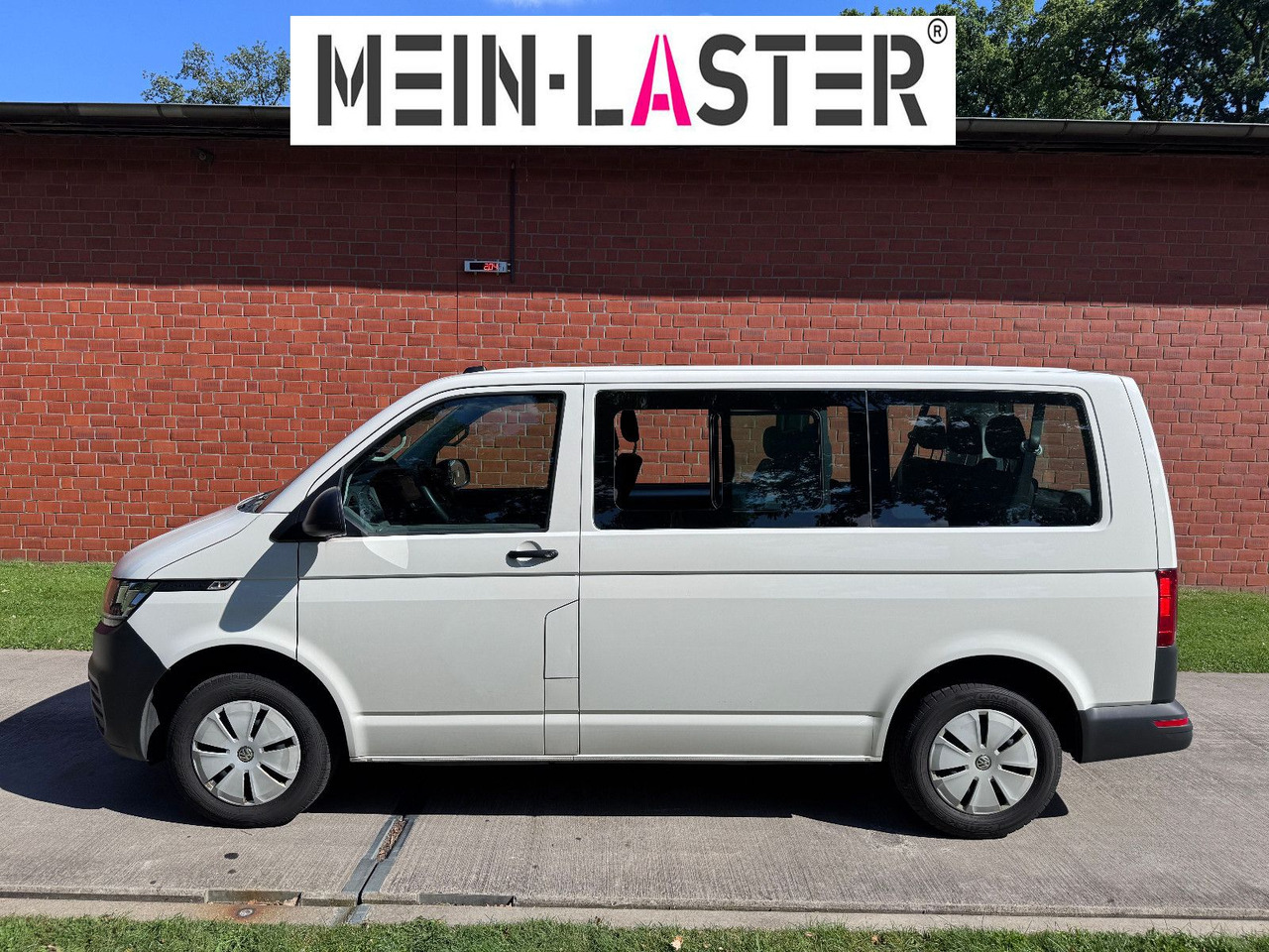 Volkswagen T6 2.0 tdi Standheizung Navigation AHK TÜV 5-27 - Putnički kombi: slika 4 Volkswagen T6 2.0 tdi Standheizung Navigation AHK TÜV 5-27 - Putnički kombi: slika 4