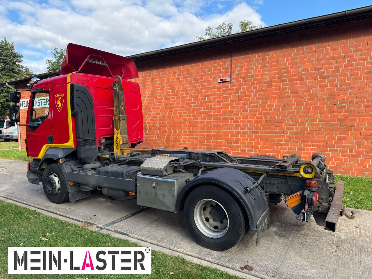 Volvo FL 250 Palfinger T10Duo City + StandardContainer - Kamion sa hidrauličnom kukom: slika 5 Volvo FL 250 Palfinger T10Duo City + StandardContainer - Kamion sa hidrauličnom kukom: slika 5