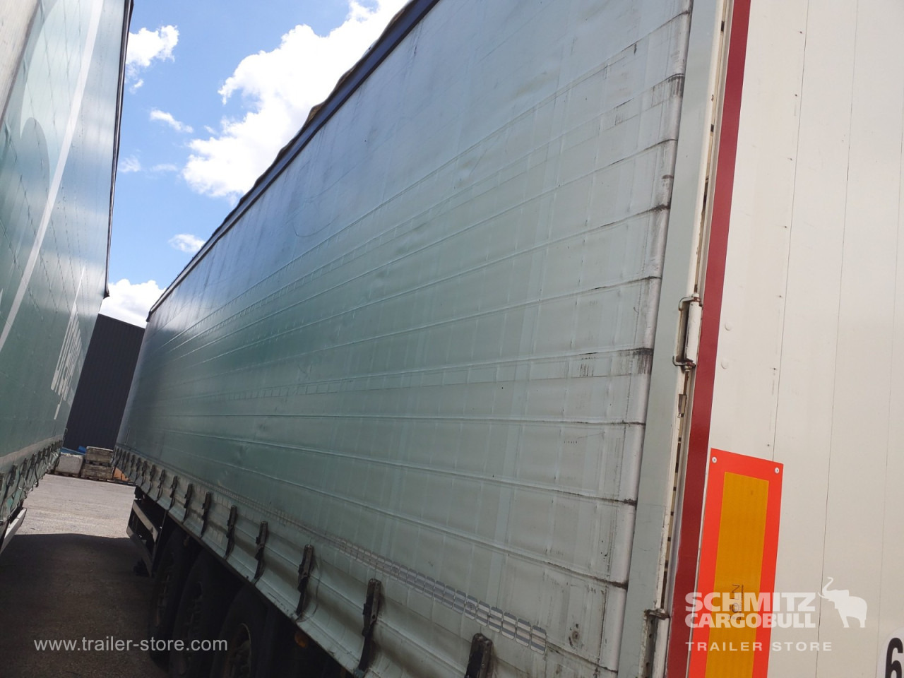 SCHMITZ Curtainsider Standard Taillift - Poluprikolica sa ceradom: slika 2 SCHMITZ Curtainsider Standard Taillift - Poluprikolica sa ceradom: slika 2