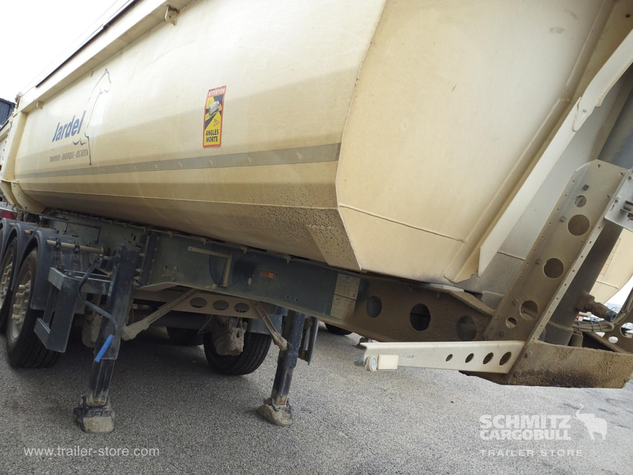 SCHMITZ Tipper Steel half pipe body 26m³ - Poluprikolica istovarivača: slika 1 SCHMITZ Tipper Steel half pipe body 26m³ - Poluprikolica istovarivača: slika 1