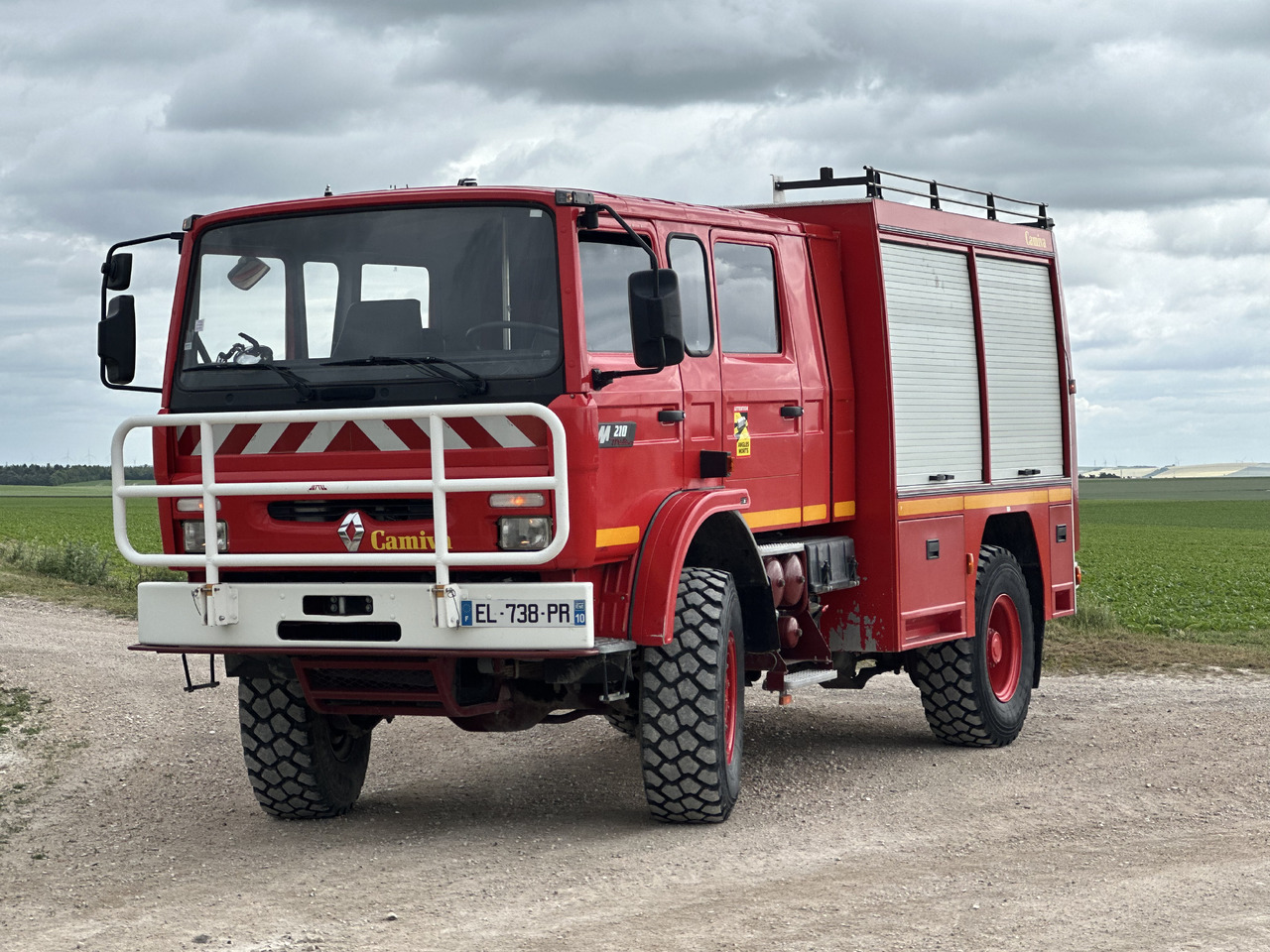 RENAULT M210 - Kamion cisterna: slika 1 RENAULT M210 - Kamion cisterna: slika 1