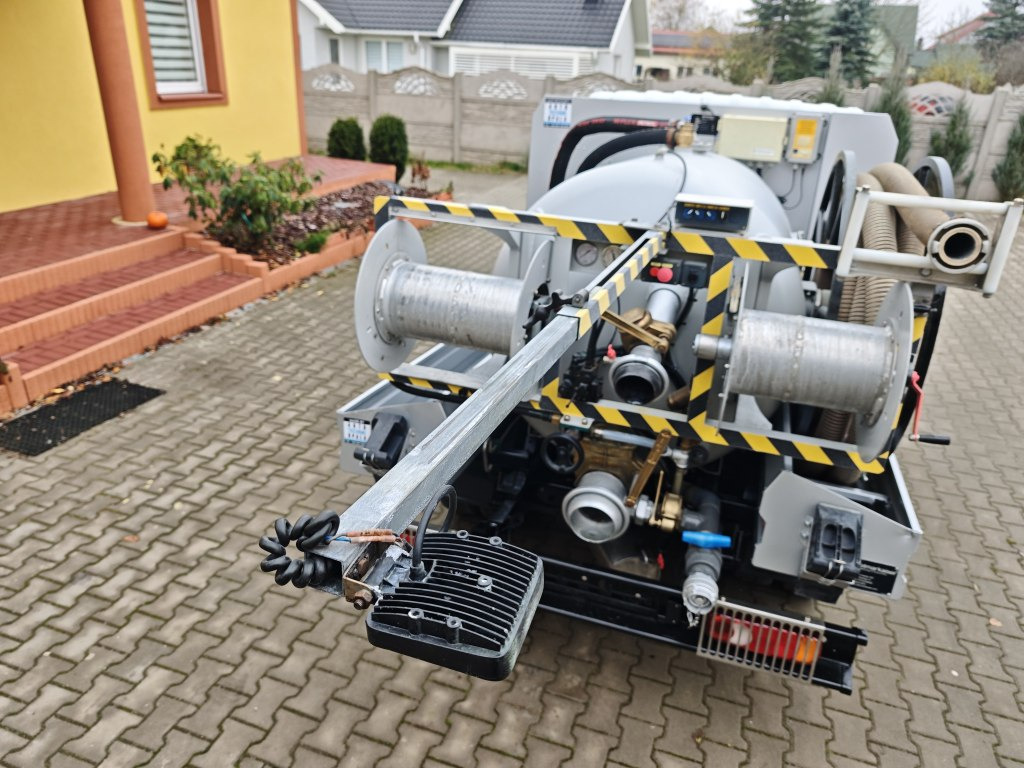 Vakuumska cisterna Renault Maxity Kanalreiniger Hydrocureur Saugwagen: slika 40 Vakuumska cisterna Renault Maxity Kanalreiniger Hydrocureur Saugwagen: slika 40