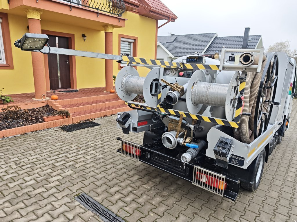 Vakuumska cisterna Renault Maxity Kanalreiniger Hydrocureur Saugwagen: slika 37 Vakuumska cisterna Renault Maxity Kanalreiniger Hydrocureur Saugwagen: slika 37