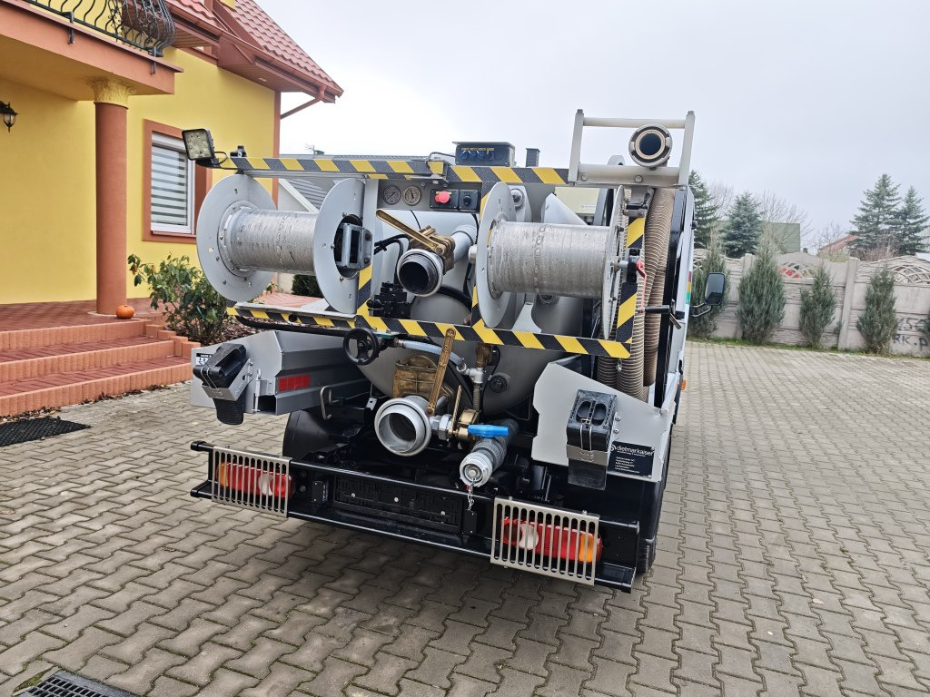 Vakuumska cisterna Renault Maxity Kanalreiniger Hydrocureur Saugwagen: slika 9 Vakuumska cisterna Renault Maxity Kanalreiniger Hydrocureur Saugwagen: slika 9