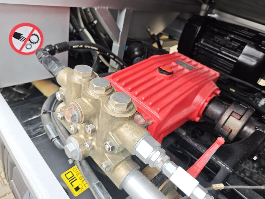 Vakuumska cisterna Renault Maxity Kanalreiniger Hydrocureur Saugwagen: slika 29 Vakuumska cisterna Renault Maxity Kanalreiniger Hydrocureur Saugwagen: slika 29