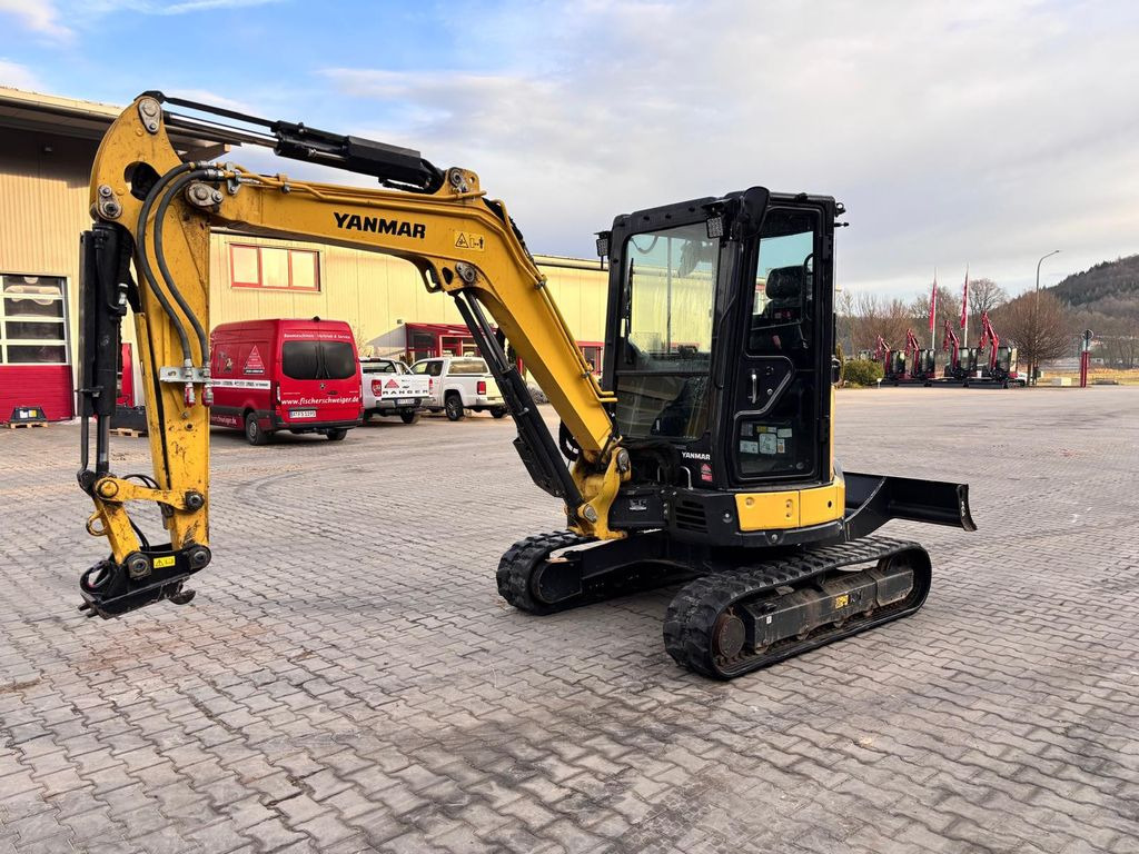 Yanmar Vio38-6 - Mini bager: slika 1 Yanmar Vio38-6 - Mini bager: slika 1