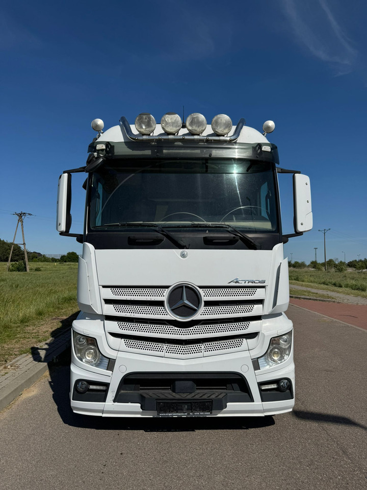 MERCEDES-BENZ ACTROS 2542 - Kamion sa zatvorenim sandukom: slika 4 MERCEDES-BENZ ACTROS 2542 - Kamion sa zatvorenim sandukom: slika 4