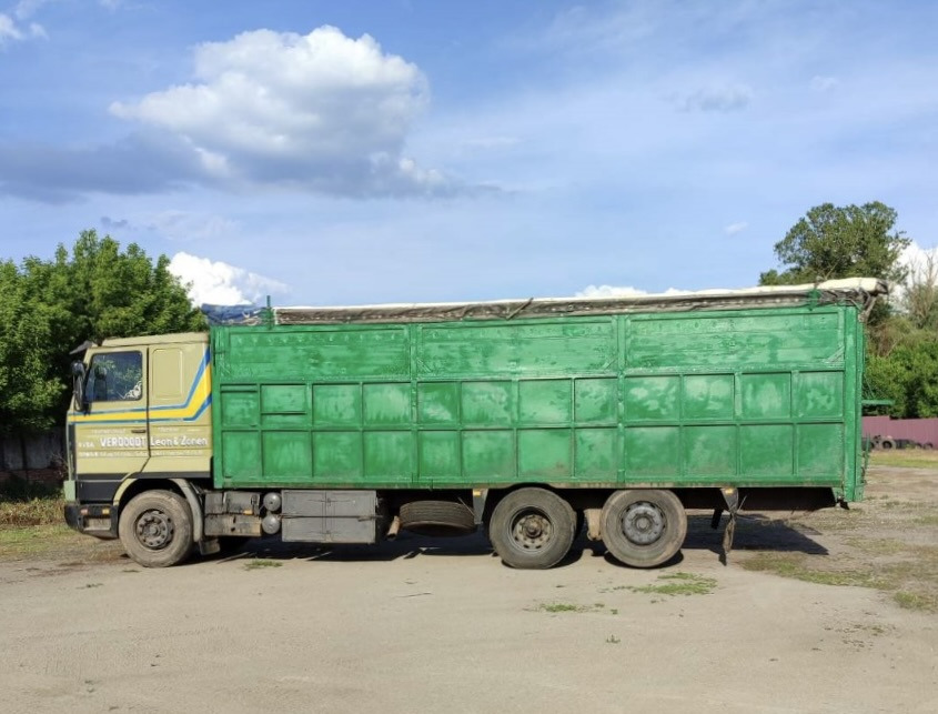 SCANIA 113.360 - Kamion sa tovarnim sandukom: slika 4 SCANIA 113.360 - Kamion sa tovarnim sandukom: slika 4