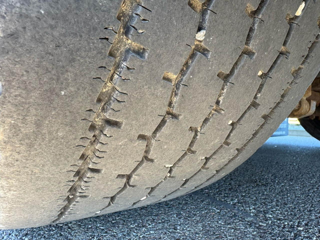 Izotermički kamion SCANIA G400: slika 16 Izotermički kamion SCANIA G400: slika 16