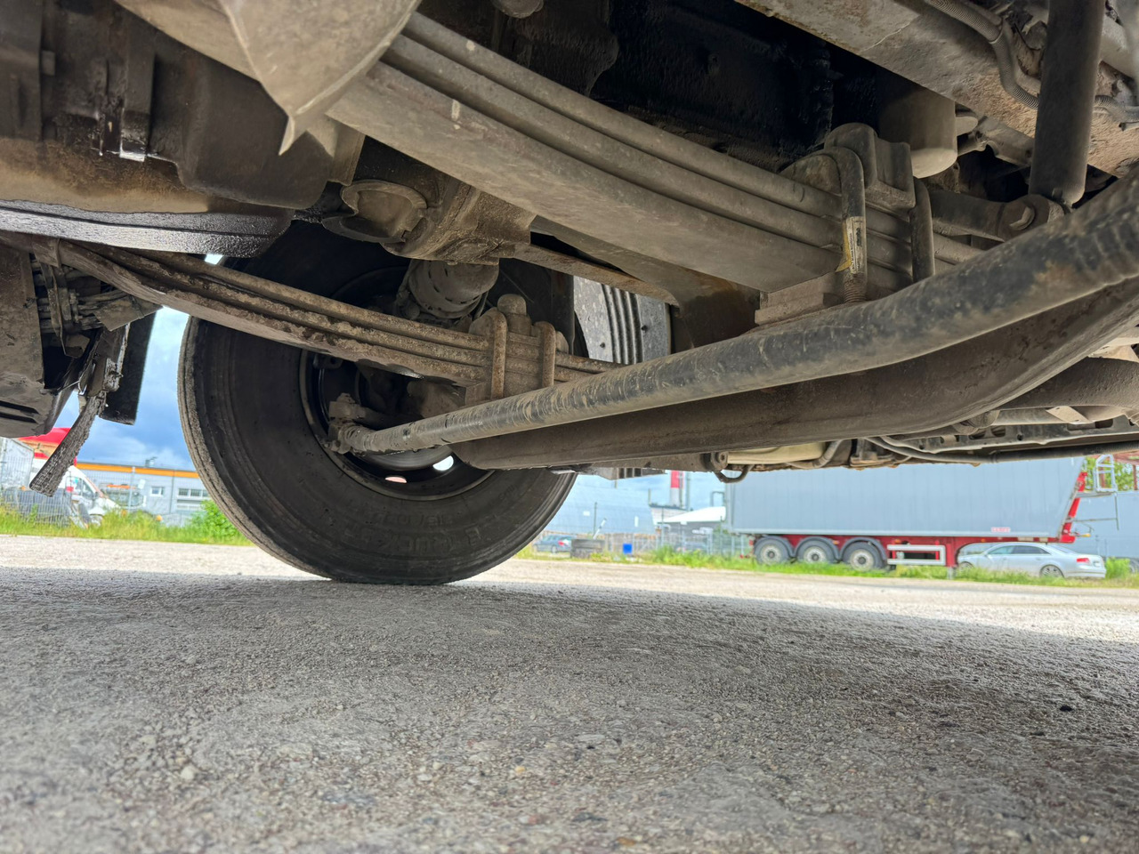 Kamion cisterna za prevoz goriva SCANIA P94: slika 18