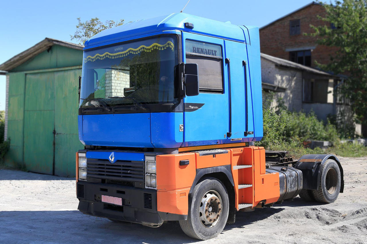 RENAULT Magnum 440 - Tegljač: slika 3 RENAULT Magnum 440 - Tegljač: slika 3