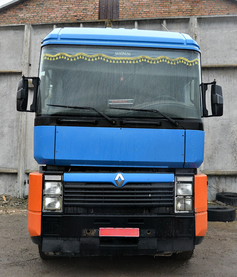 RENAULT Magnum 440 - Tegljač: slika 2 RENAULT Magnum 440 - Tegljač: slika 2