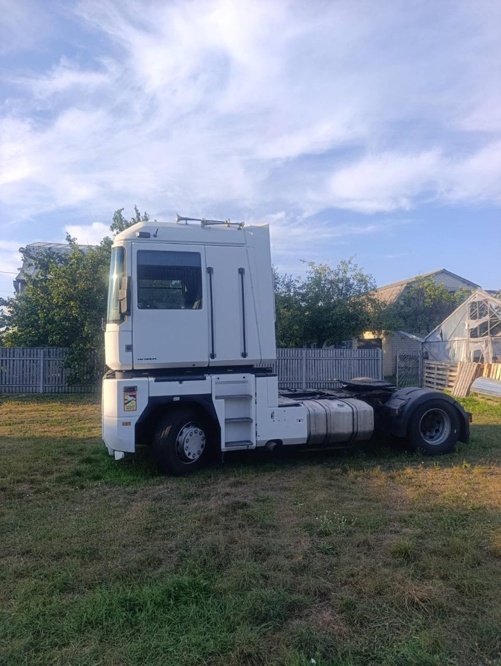 RENAULT Magnum 480 - Tegljač: slika 3 RENAULT Magnum 480 - Tegljač: slika 3