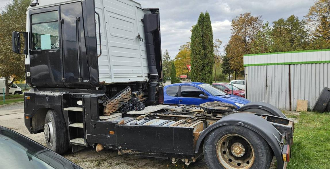 RENAULT Magnum 480 ID1672S - Tegljač: slika 4 RENAULT Magnum 480 ID1672S - Tegljač: slika 4