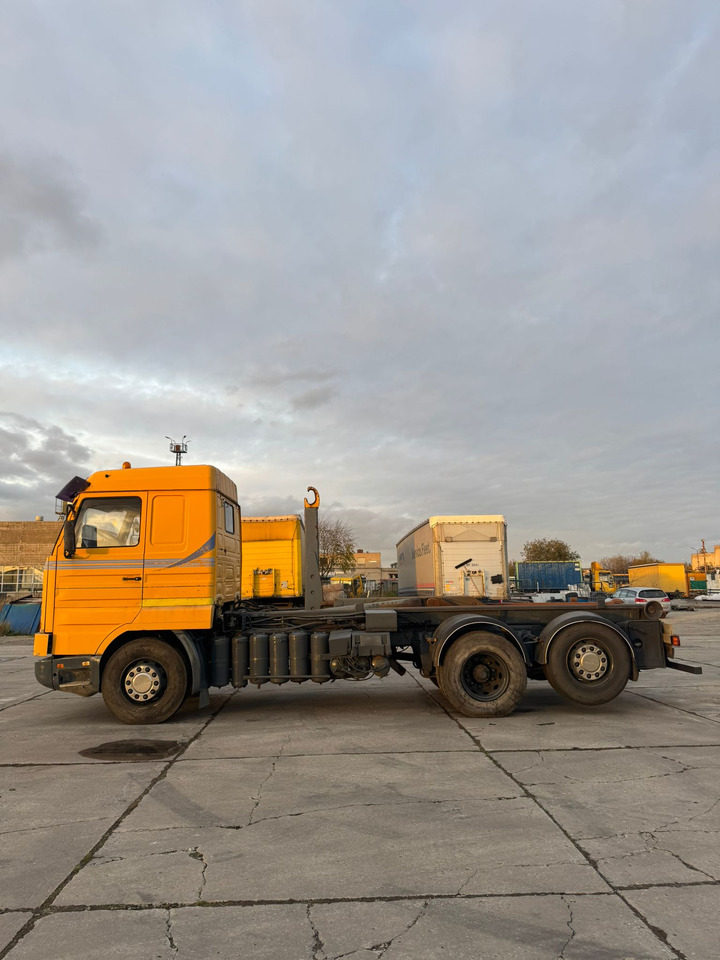 SCANIA 113M 380 - Tegljač: slika 4 SCANIA 113M 380 - Tegljač: slika 4