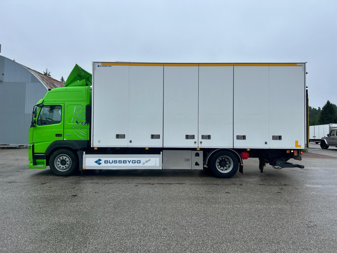 VOLVO FM330 - Kamion sa zatvorenim sandukom: slika 5 VOLVO FM330 - Kamion sa zatvorenim sandukom: slika 5