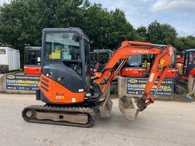 Hitachi ZX 22 U-2 CLR - Mini bager: slika 1 Hitachi ZX 22 U-2 CLR - Mini bager: slika 1