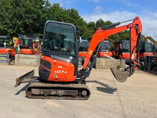 Kubota U 27-4 - Mini bager: slika 1 Kubota U 27-4 - Mini bager: slika 1