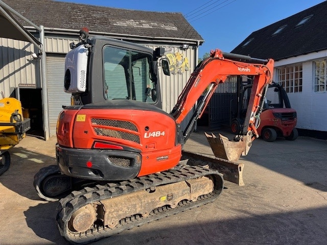Kubota U 48-4 - Mini bager: slika 1 Kubota U 48-4 - Mini bager: slika 1