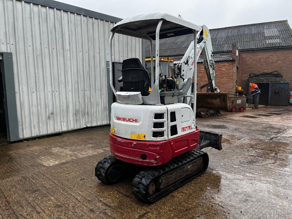 Takeuchi TB 217 R - Mini bager: slika 3 Takeuchi TB 217 R - Mini bager: slika 3