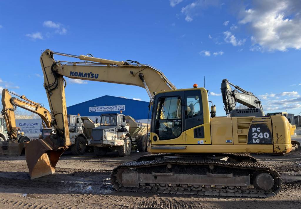 Komatsu PC 240LC-8 Hammerlines Klima 2 buckets - Bager guseničar: slika 1 Komatsu PC 240LC-8 Hammerlines Klima 2 buckets - Bager guseničar: slika 1