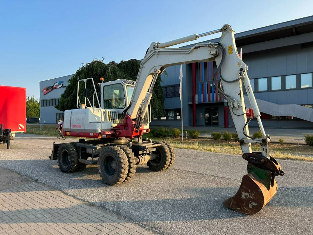 Takeuchi TB 175 W 8,7 ton. Klima Turbo 77 PS - Bager točkaš: slika 4 Takeuchi TB 175 W 8,7 ton. Klima Turbo 77 PS - Bager točkaš: slika 4