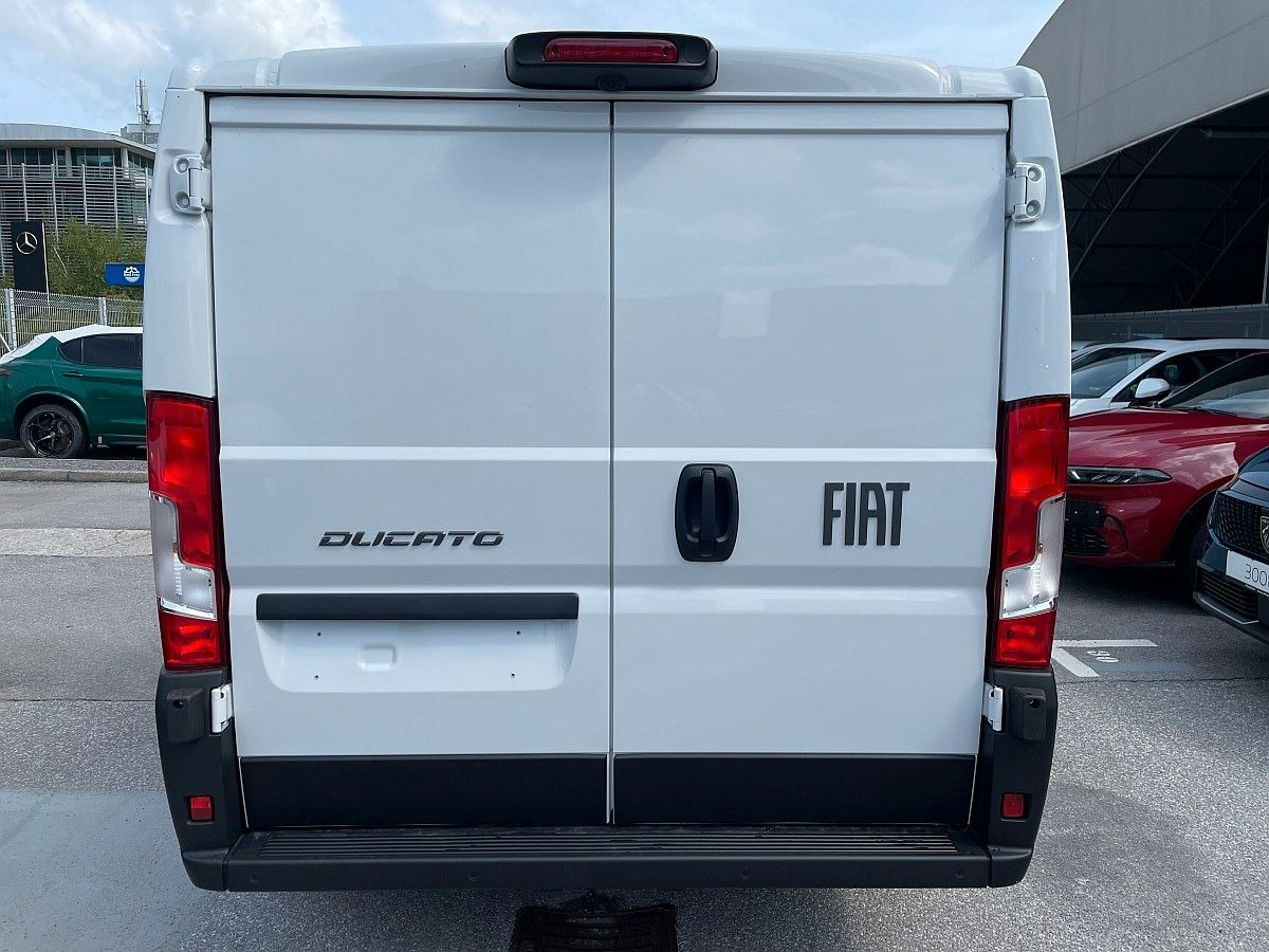 Fiat Ducato 30L L2H1-120-Klima;Temp;P.Sens;DAB+;2025 - Mali kombi: slika 4 Fiat Ducato 30L L2H1-120-Klima;Temp;P.Sens;DAB+;2025 - Mali kombi: slika 4