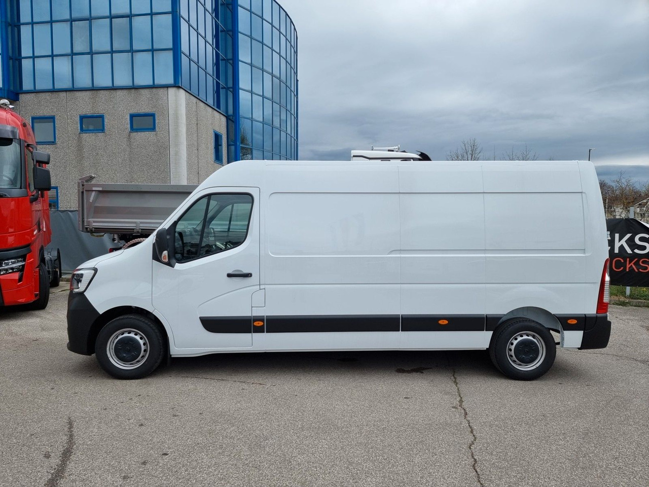 Renault Master L3H2 3,5t 150 PRO+ - Furgon: slika 2 Renault Master L3H2 3,5t 150 PRO+ - Furgon: slika 2