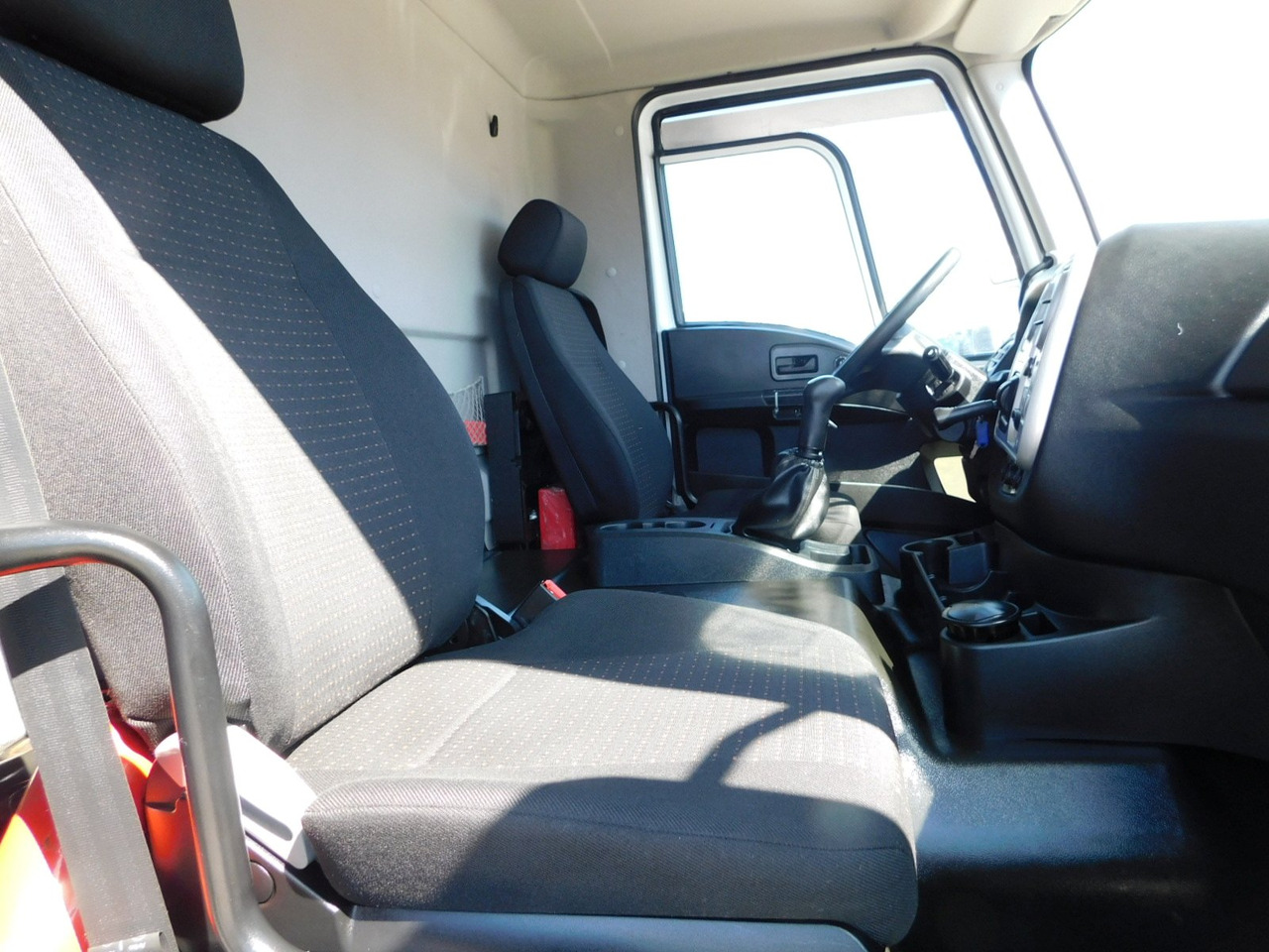 Ford 4142d 8x4 dcab e6 16s2230 - Istovarivač: slika 5 Ford 4142d 8x4 dcab e6 16s2230 - Istovarivač: slika 5